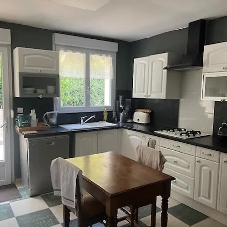 Вилла Aux Buzons, Jolie Champenoise