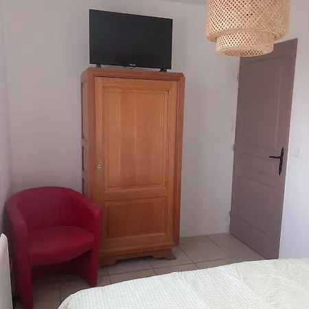 Aux Buzons, Jolie Champenoise Moslins